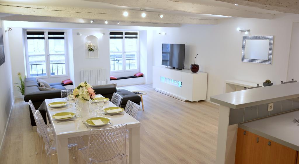 Arles' Haven - Le Loft Du Centre Quarto foto